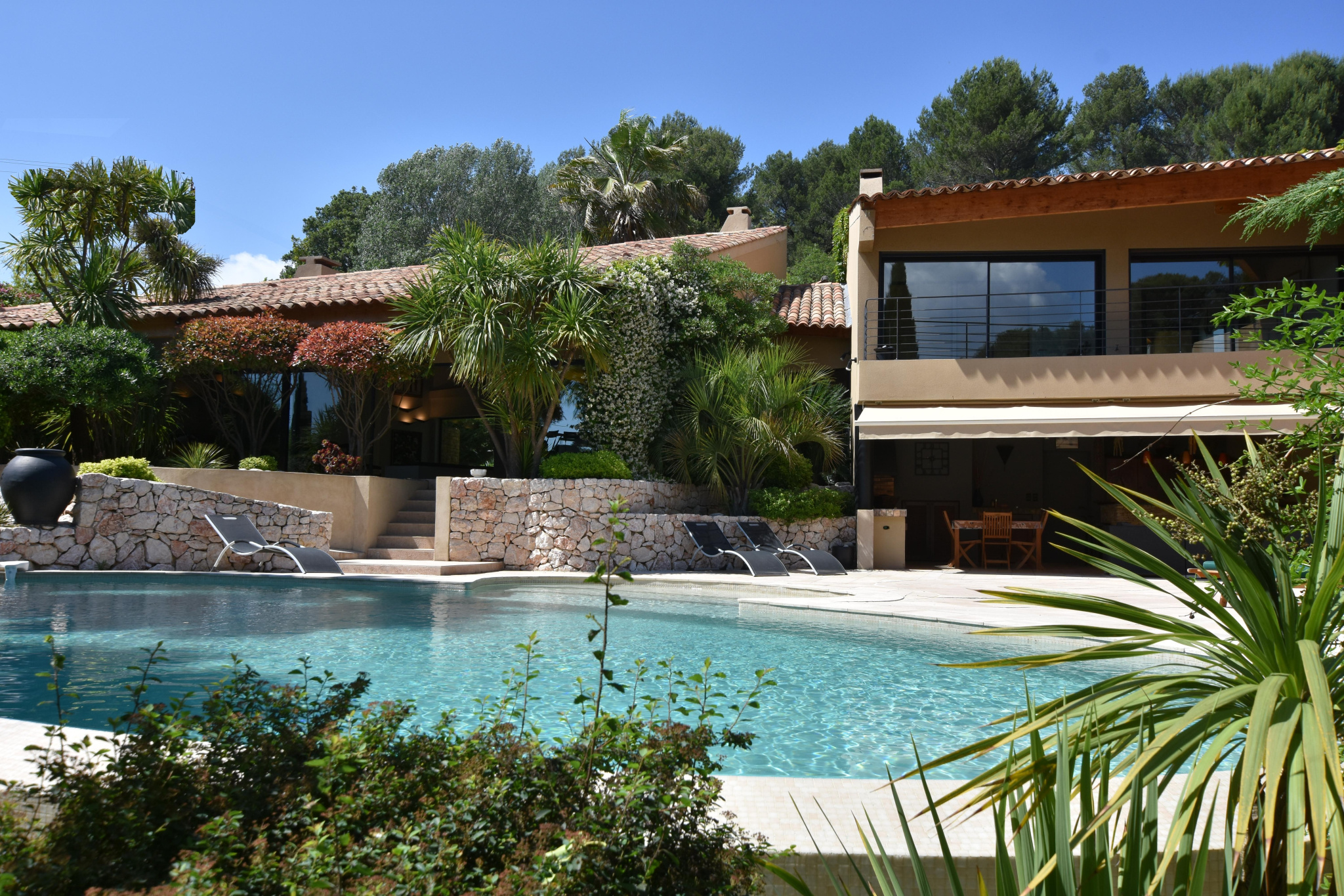 DEMEURE D’ARCHITECTE CONTEMPORAINE