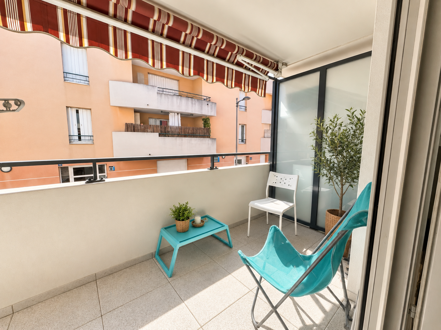 Aubagne   Résidence Terracota : T2 lumineux avec terrasse exposée Est et stationnement