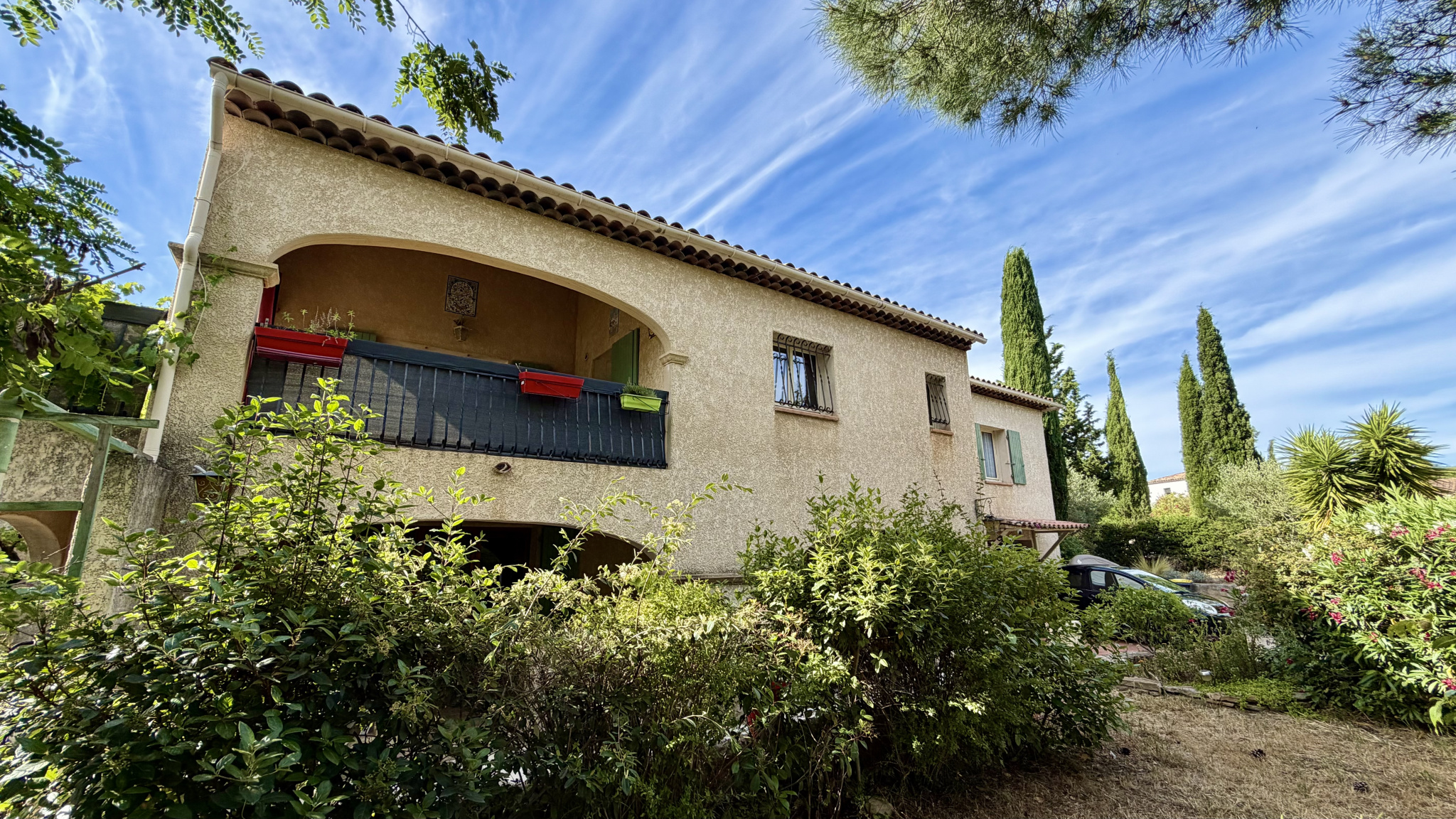 Maison composée de deux appartements indépendants