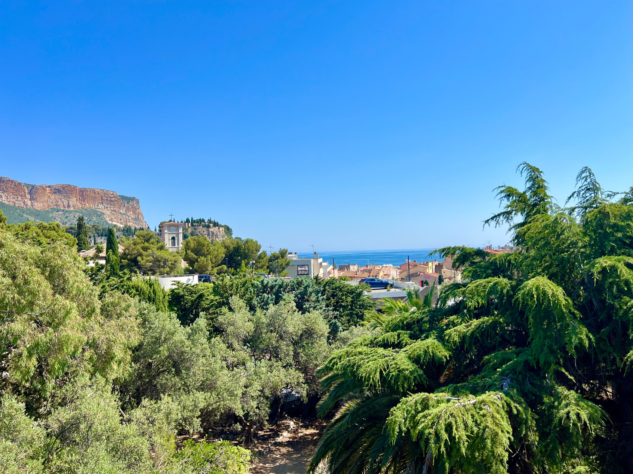 13260 CASSIS - Appartement rare vue imprenable!