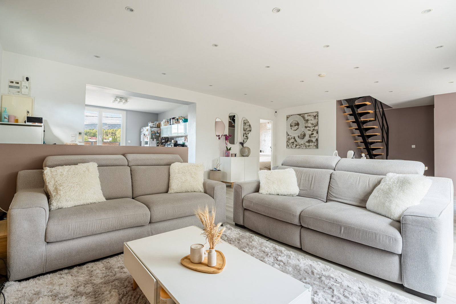 Chaiximmobilier - 13400 aubagne- haut de villa type 4 avec piscine