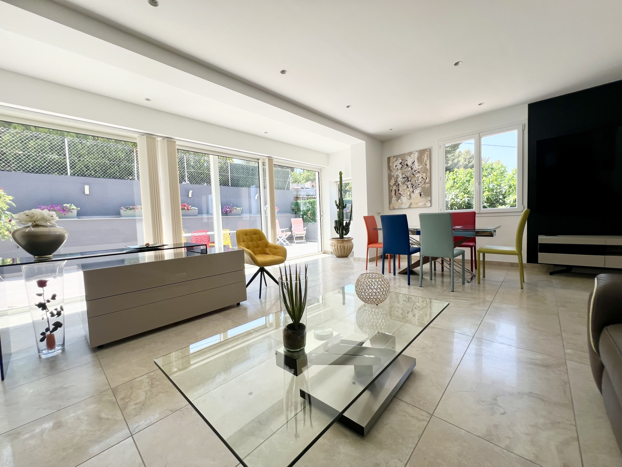 13821 - LA PENNE SUR HUVEAUNE - Maison avec belles prestations piscine et vue