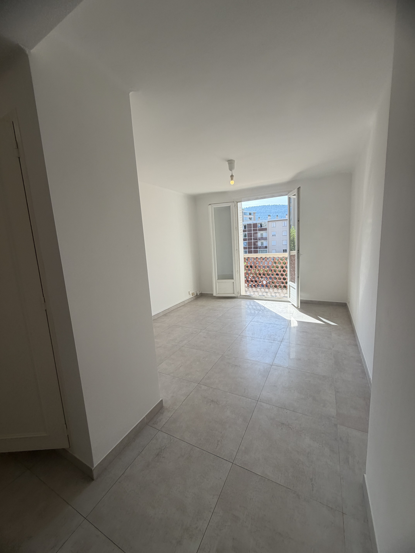 Appartement T3  - 50.33 m2 - AUBAGNE